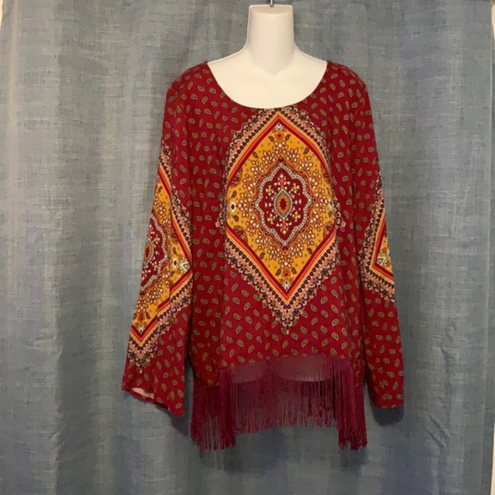 Ladies size 1XL Tunic Top Perch by Blu Pepper Reds Boho